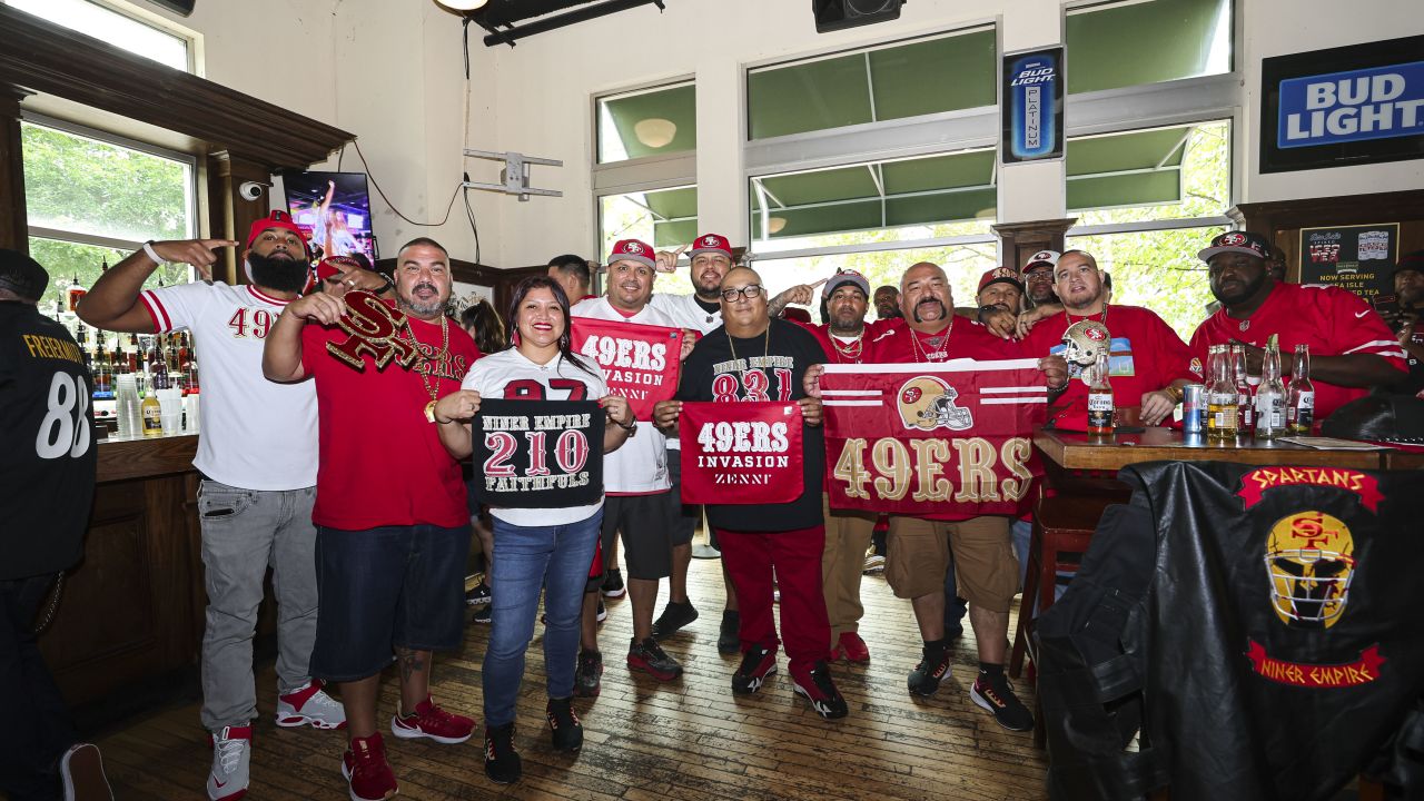 Niner Empire Dfw, Community