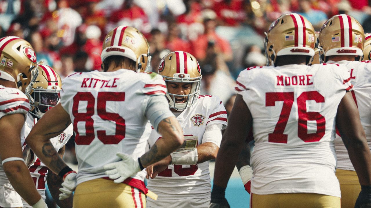 JACKSONVILLE, FL - NOVEMBER 21: San Francisco 49ers tight end Charlie  Woerner (89) during the game between the San Francisco 49ers and the  Jacksonville Jaguars on November 21, 2021 at TIAA Bank