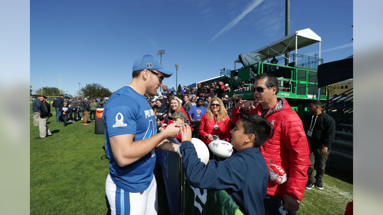 San Francisco 49ers - George Kittle has been named one of three finalists  for the NFL's 12th annual Salute to Service Award 