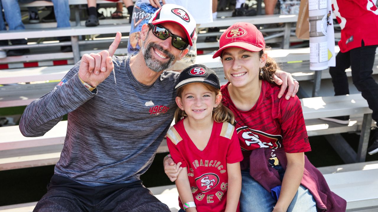 \ud83c\udfdf\ufe0f 49ers Faithful Bring the Energy to Training Camp