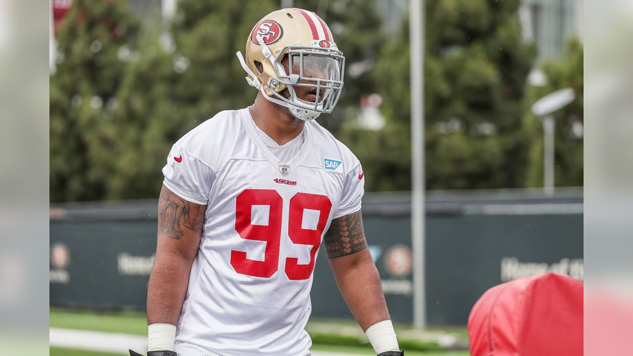 Retired 49ers lineman Anthony Davis poised to resume NFL career