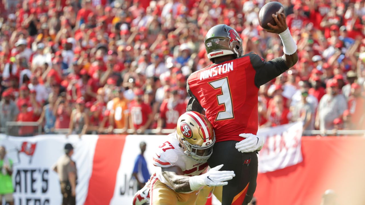 San Francisco 49ers linebacker Azeez Al-Shaair (51) reacts during an NFL  football game against the Tampa Bay Buccaneers, Sunday, Dec.11, 2022, in  Santa Clara, Calif. (AP Photo/Scot Tucker Stock Photo - Alamy