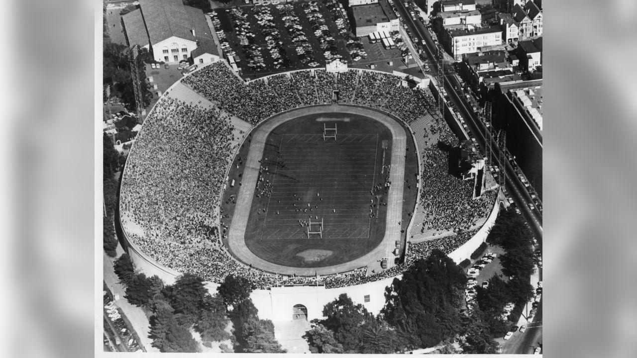 NFL 1950's Kezar Stadium Home of the San Francisco 49ers 8 X 10 Photo  Picture