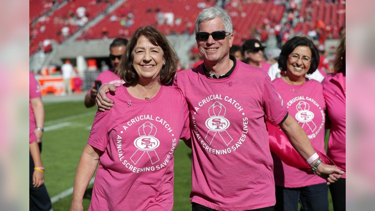 49ers Honor Breast Cancer Survivors at Halftime