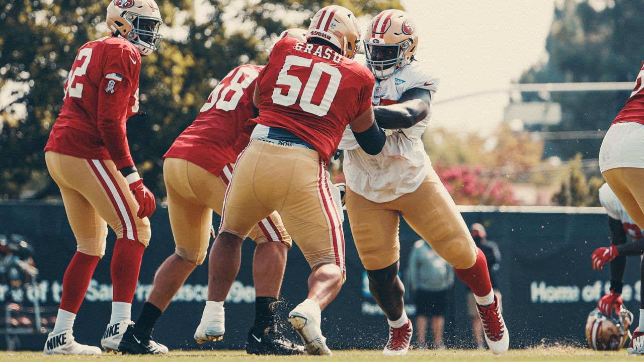 An Honest Assessment of Javon Kinlaw's Performance in 49ers Training Camp 