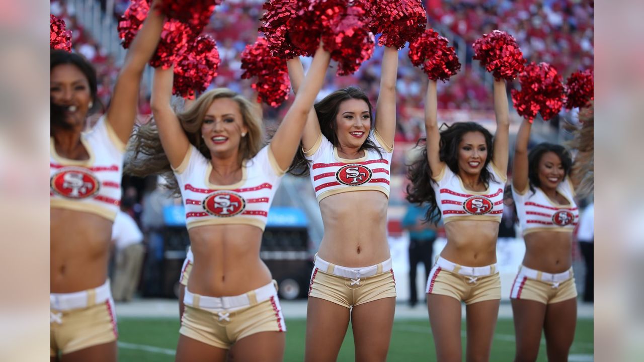 NFL Regular Season Week 2 – The 49ers Gold Rush – Ultimate Cheerleaders