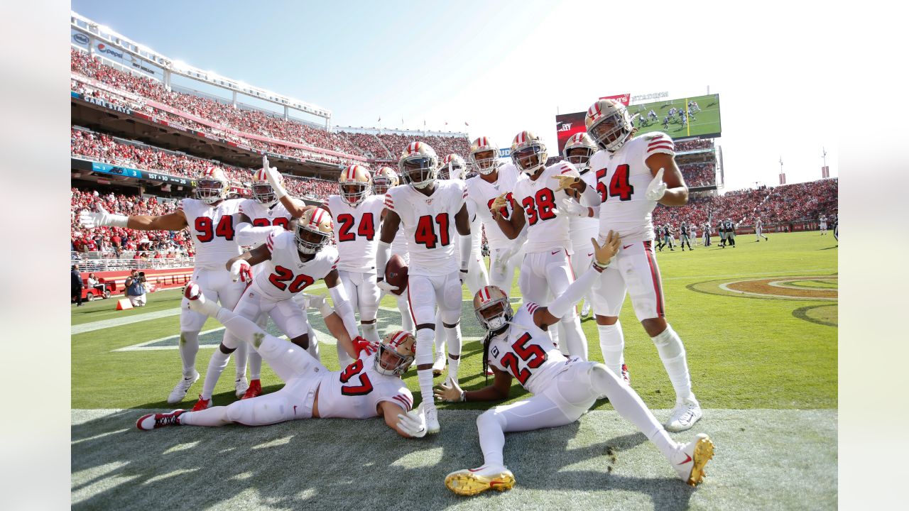 Throwing it Back to the 49ers '94 Jerseys