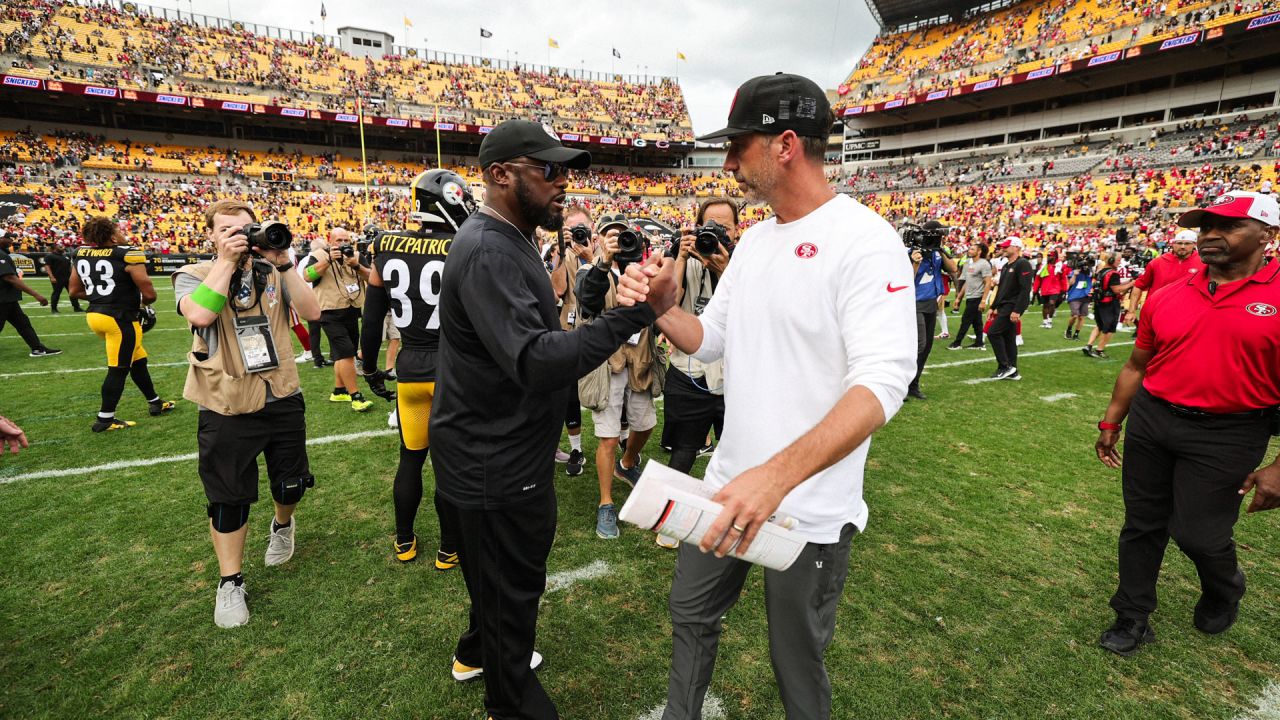 49ers Celebrate Postgame Following 30-7 Win Over Steelers 