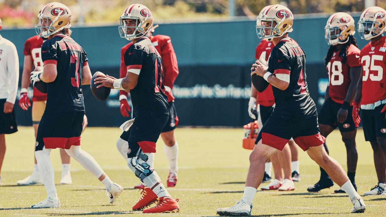 Kittle Has a Busy Session; Observations from Aug. 21 Training Camp