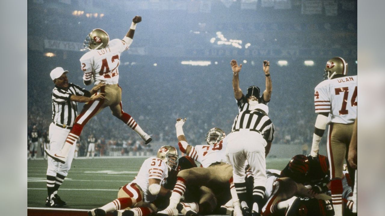 49ers Legends Ronnie Lott, Steve Young among Best-selling Throwback Jerseys