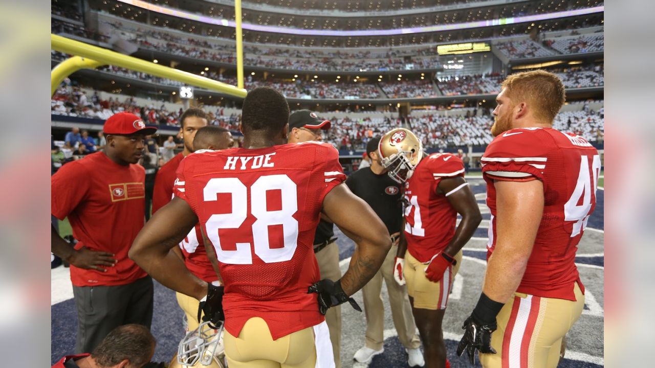 What 49ers RB Carlos Hyde learned from Cowboys RB Ezekiel Elliott while  both were at Ohio State