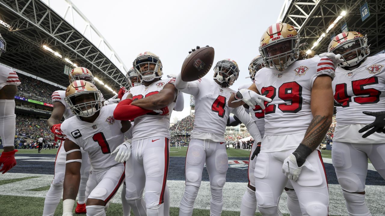 20,777 San Francisco 49ers V Seattle Seahawks Photos & High Res Pictures -  Getty Images