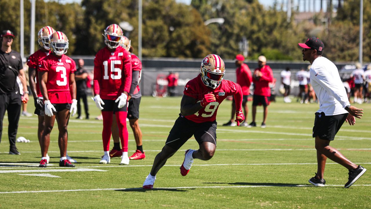 49ers training camp: Wide receivers do work