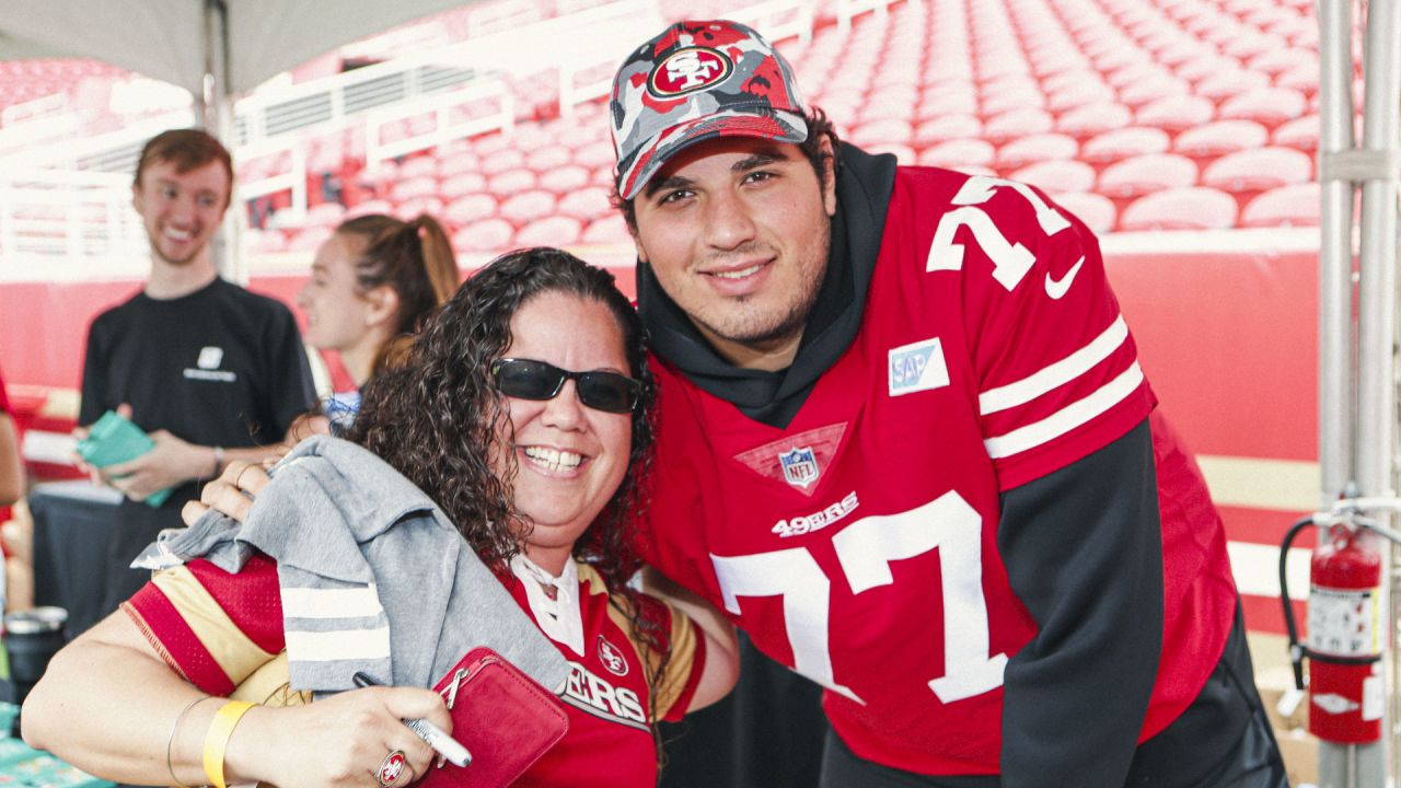 Oren Burks & 49ers at Commanders, FedExField, District Heights, 31 December