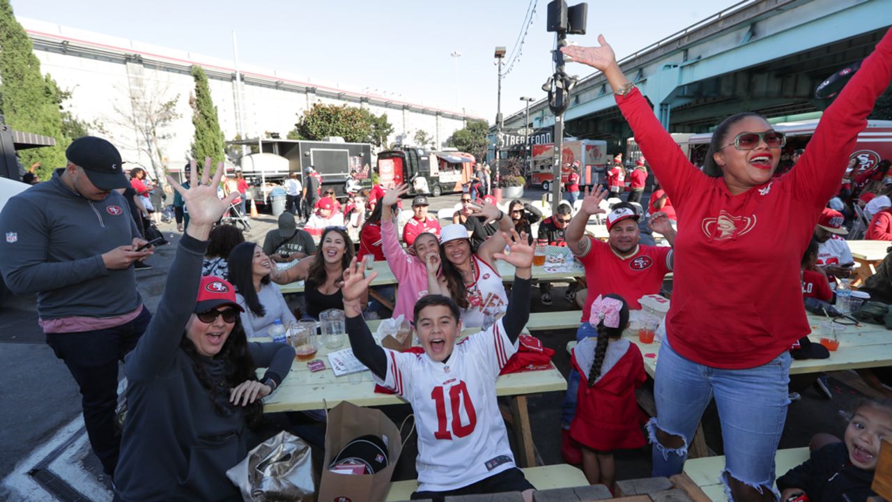 Photos at San Francisco 49ers Team Store - Clothing Store in SoMa