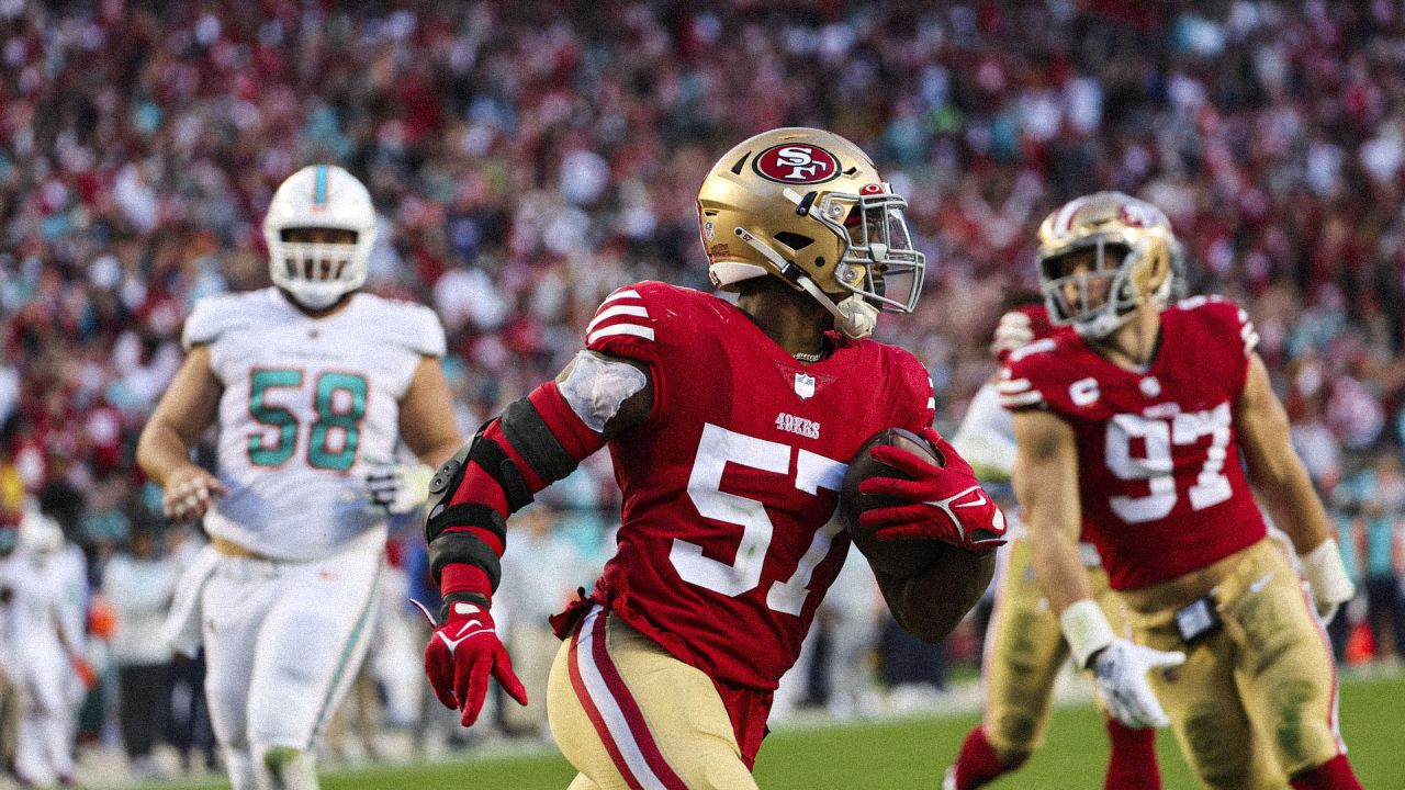 San Francisco 49ers linebacker Dre Greenlaw (57) stands in the rain during  an NFL football game against the Tampa Bay Buccaneers, Sunday, Dec.11,  2022, in Santa Clara, Calif. (AP Photo/Scot Tucker Stock