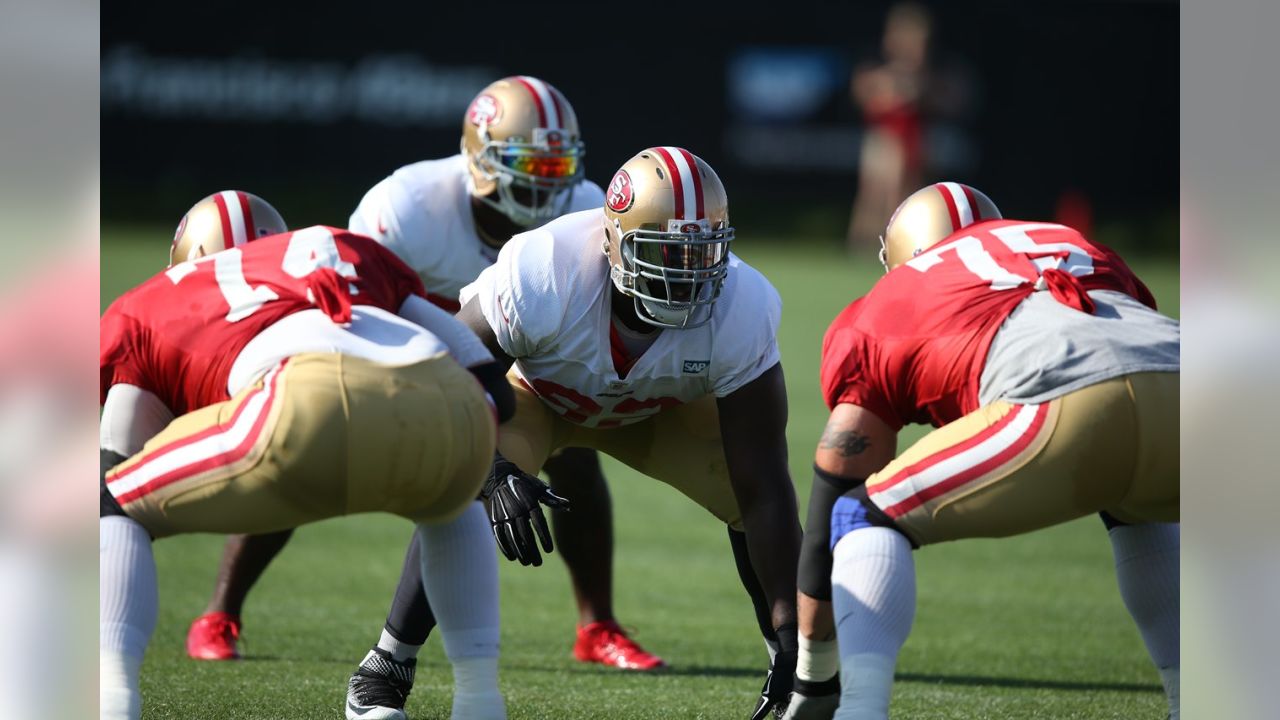 49ers Sign DT Quinton Dial To Extension