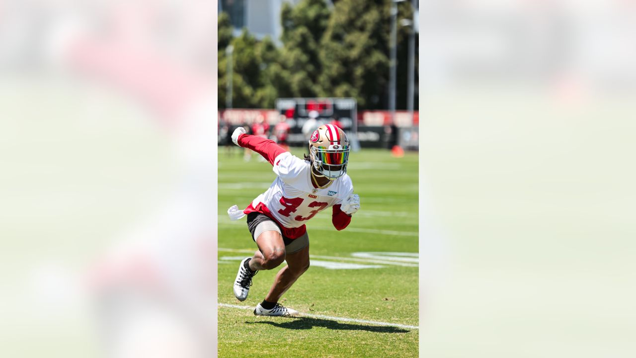 49ers Announce Roster Decision for 'Decisive' Rookie LB