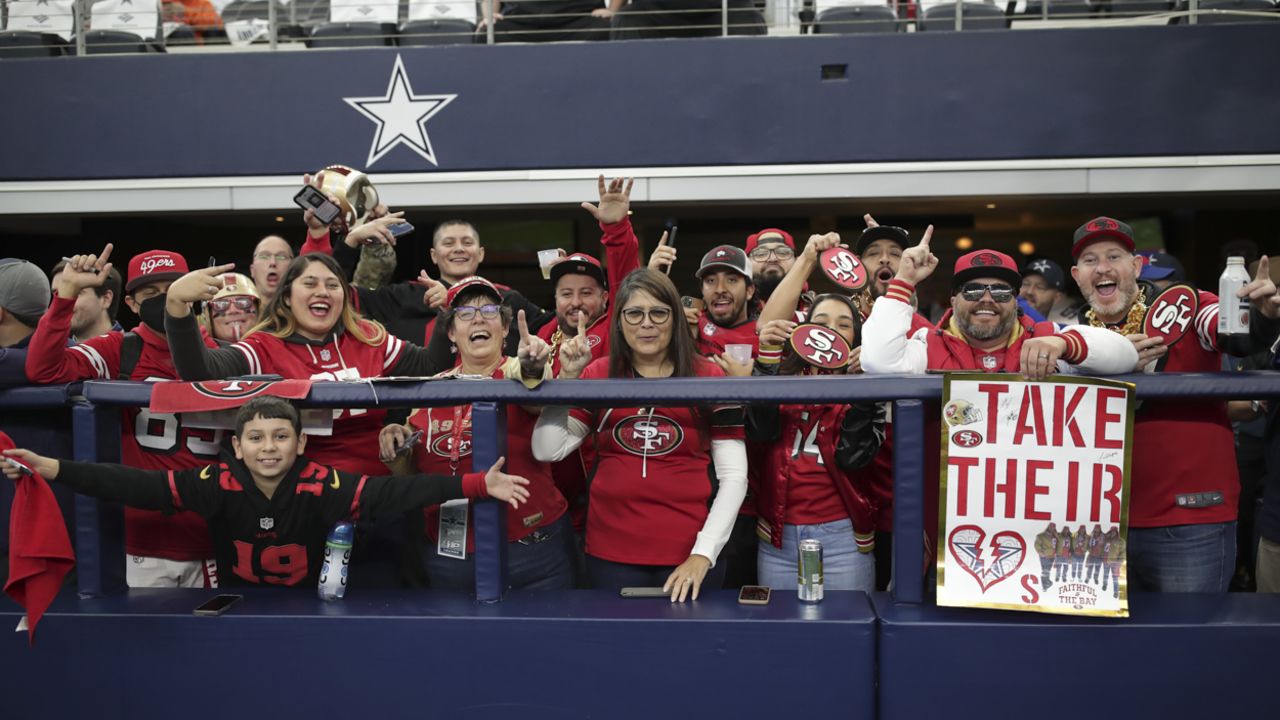 Traveling Faithful: 49ers Fans on the Road in 2021