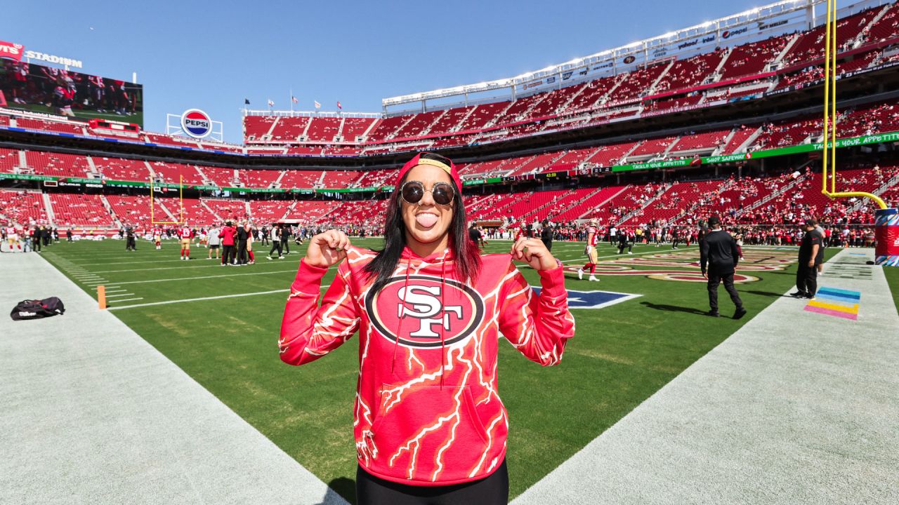 ✓️ Verified Faithful: E-40, Bayley and More Attend 49ers vs. Cardinals