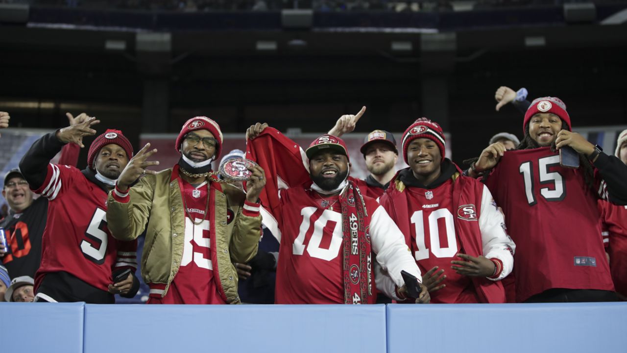 Traveling Faithful: 49ers Fans on the Road in 2021