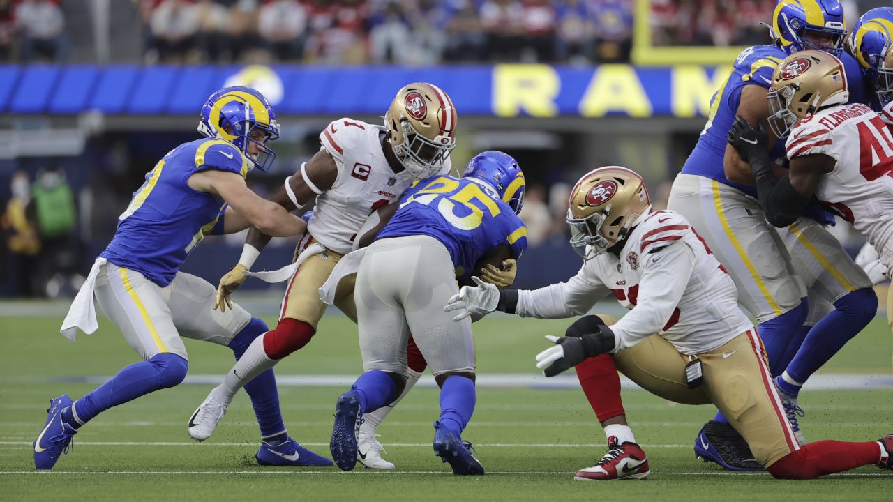 San Francisco 49ers vs. Los Angeles Rams Game Images (Week 18)