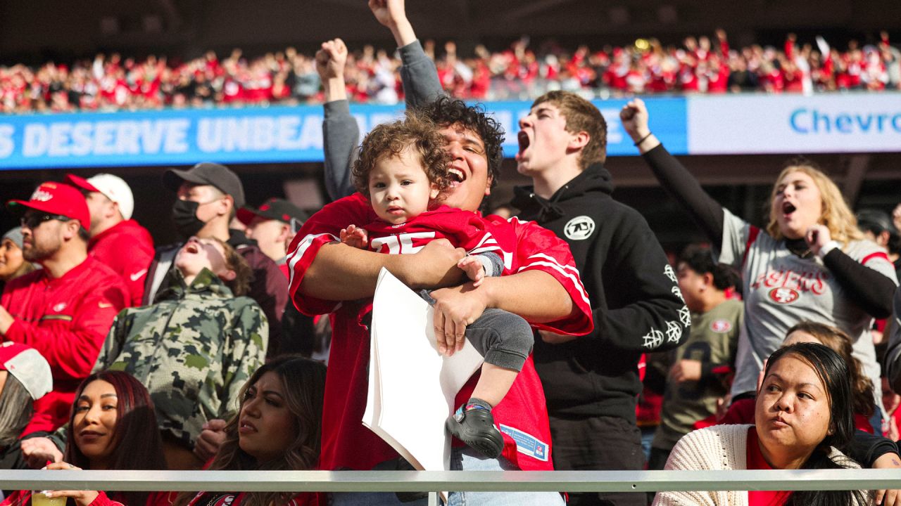 San Francisco 49ers on X: To celebrate #NationalComingOutDay, Faithful  gathered in the city to cheer on the 49ers at the #49ersPRIDE Watch Party.  Whether you are coming out or inviting in, the #