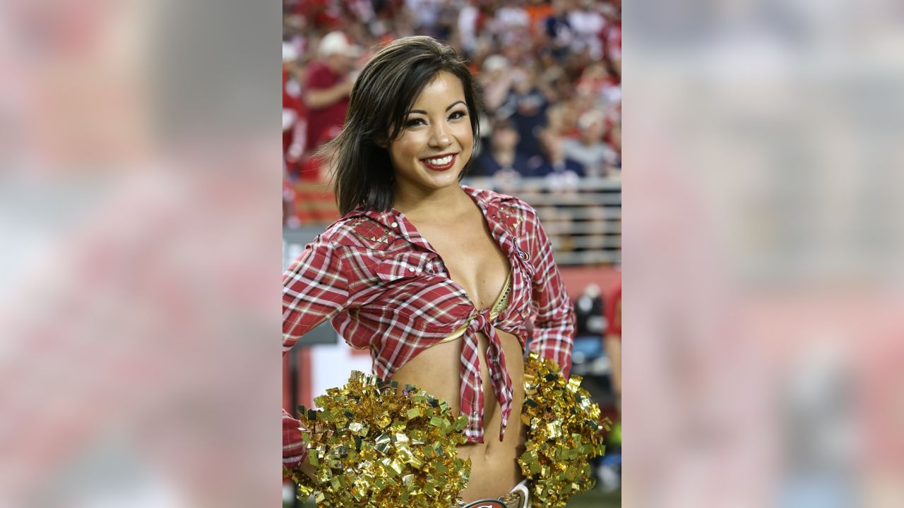 NFL Regular Season Week 2 – The 49ers Gold Rush – Ultimate Cheerleaders