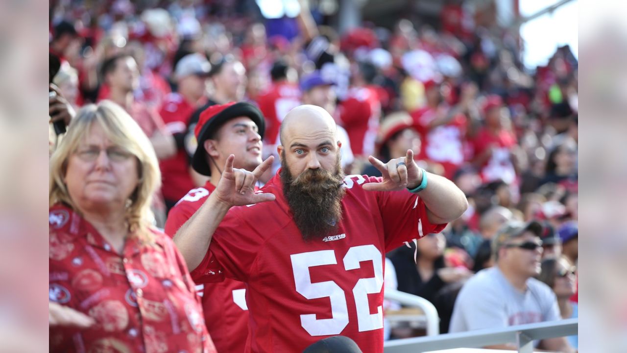 49ers Fan Clubs Offer Unique Opportunities for Fans in 2016