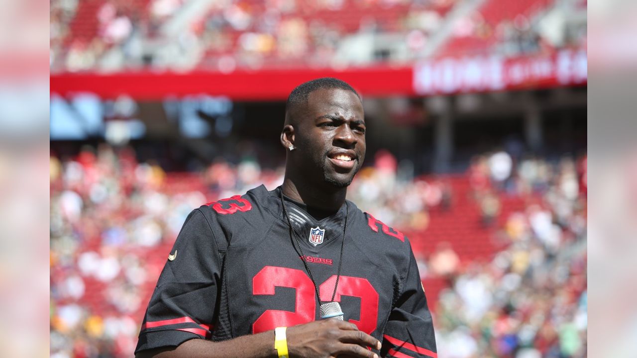 Warriors Attend 49ers Game in Alternate Uniforms