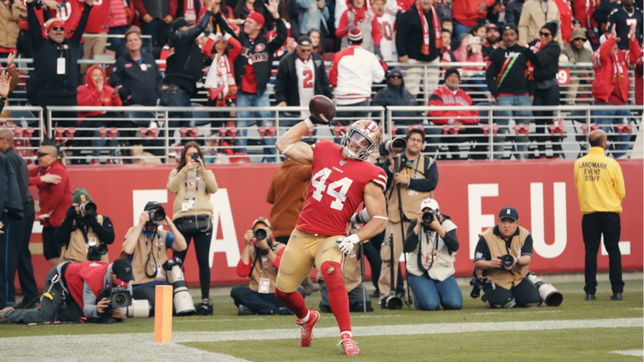 Kyle Juszczyk Football Paper Poster 49ers - Kyle Juszczyk - Posters and Art  Prints