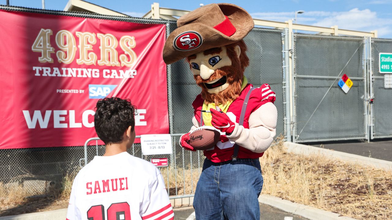 \ud83c\udfc8 Sourdough Sam Goes to Training Camp