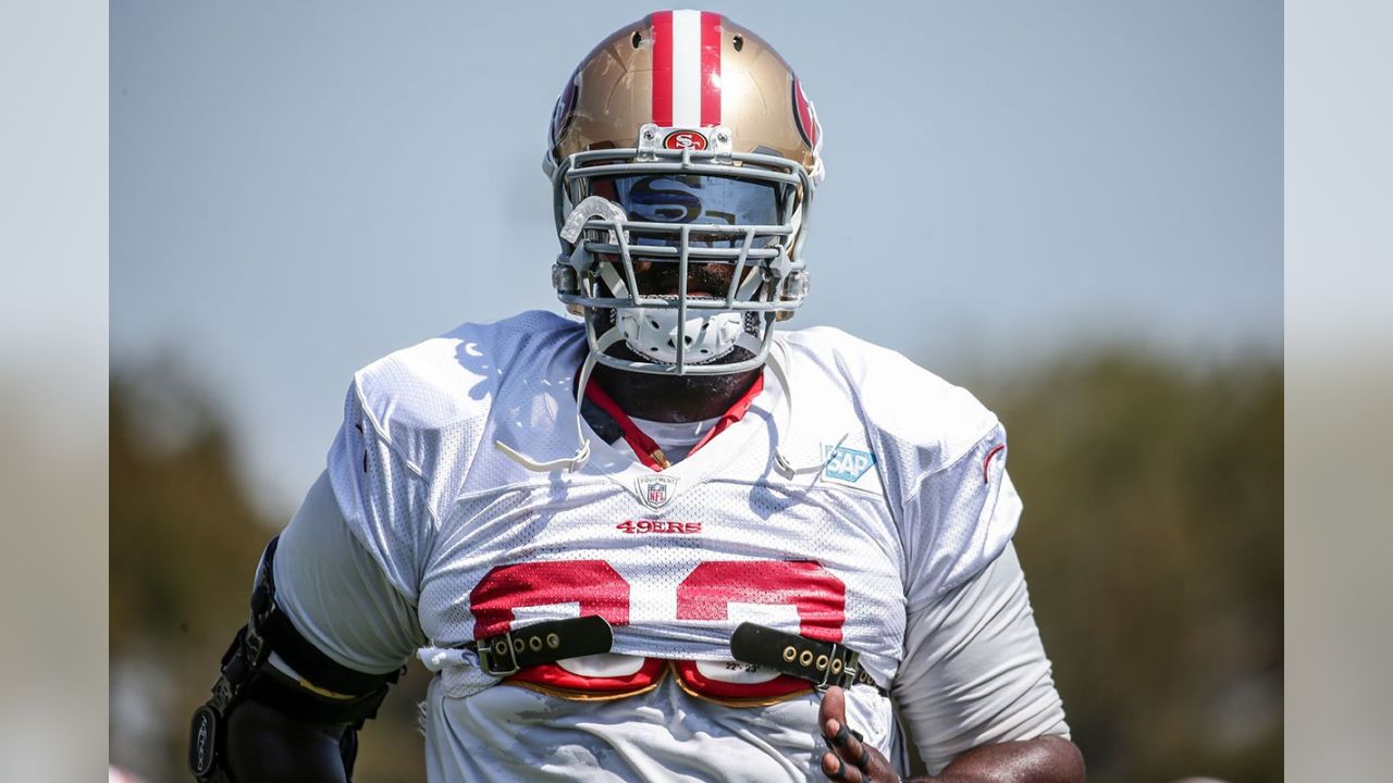 Jaquiski Tartt Gets Hooked up with Pop-Tarts