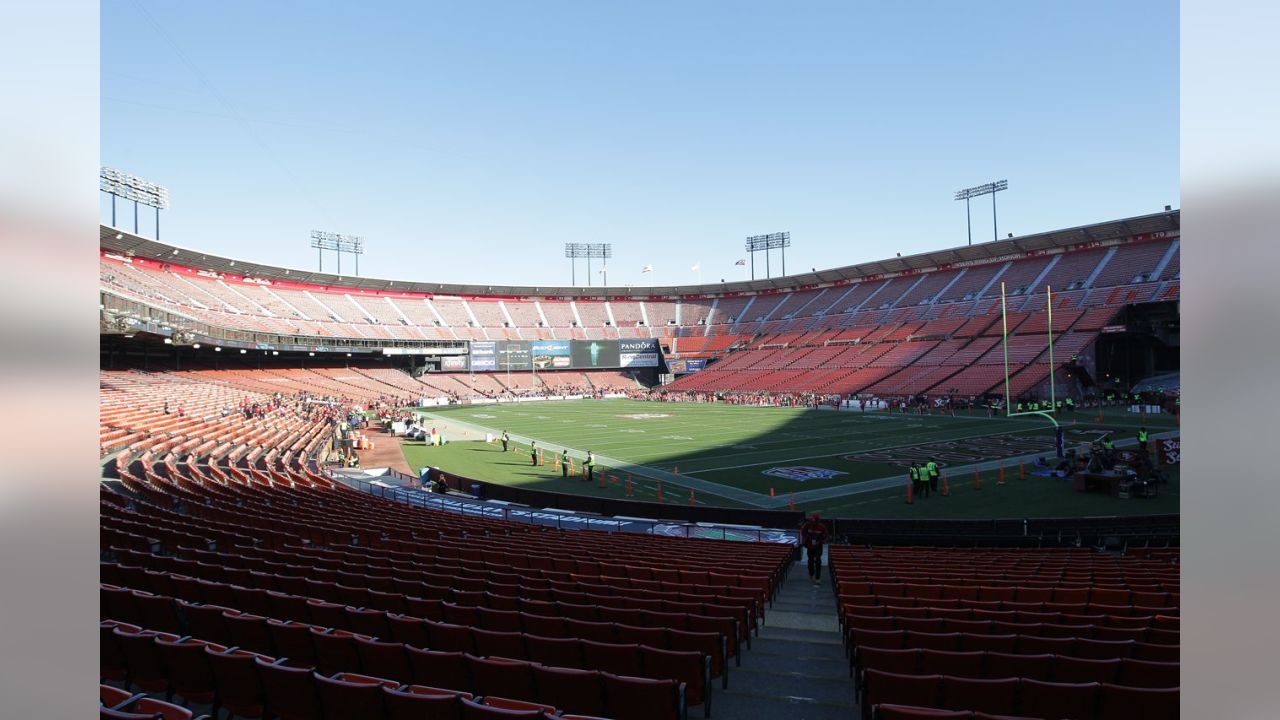 Many warm memories of frigid Candlestick Park, San Francisco News