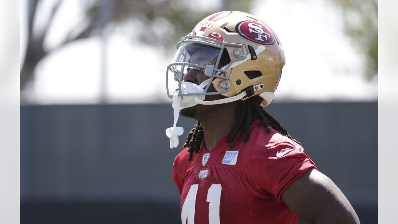 49ers' Charvarius Ward Requesting Prayers On Behalf Of His Daughter Today 