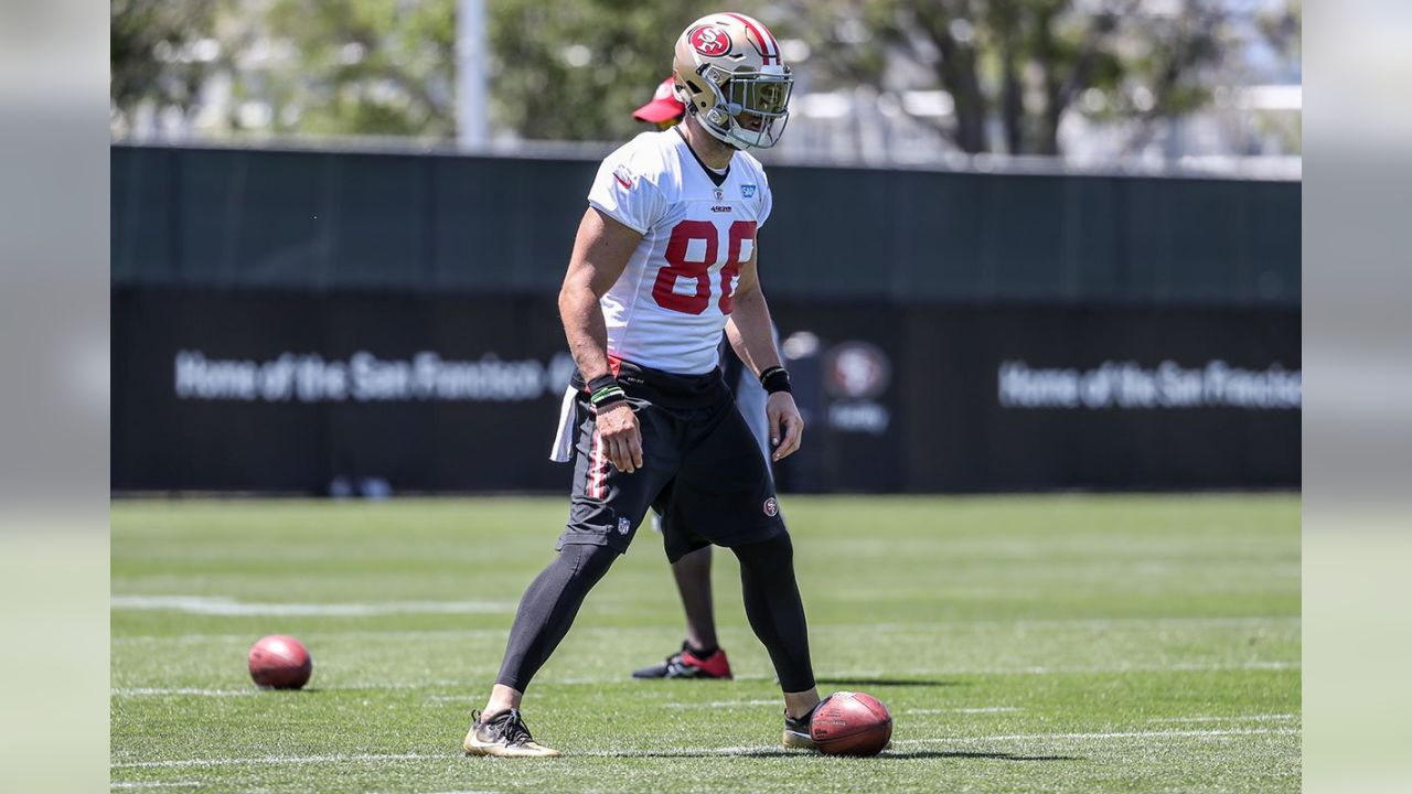 49ers Place LB Nick Bellore on IR, Claim LB Carl Bradford off Waivers