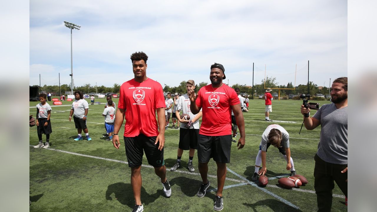 Arik Armstead Hosts Second Annual Football Camp 