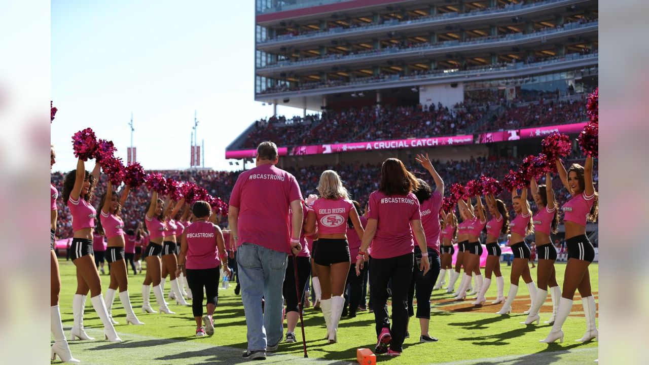 49ers Honor Breast Cancer Survivors at Halftime