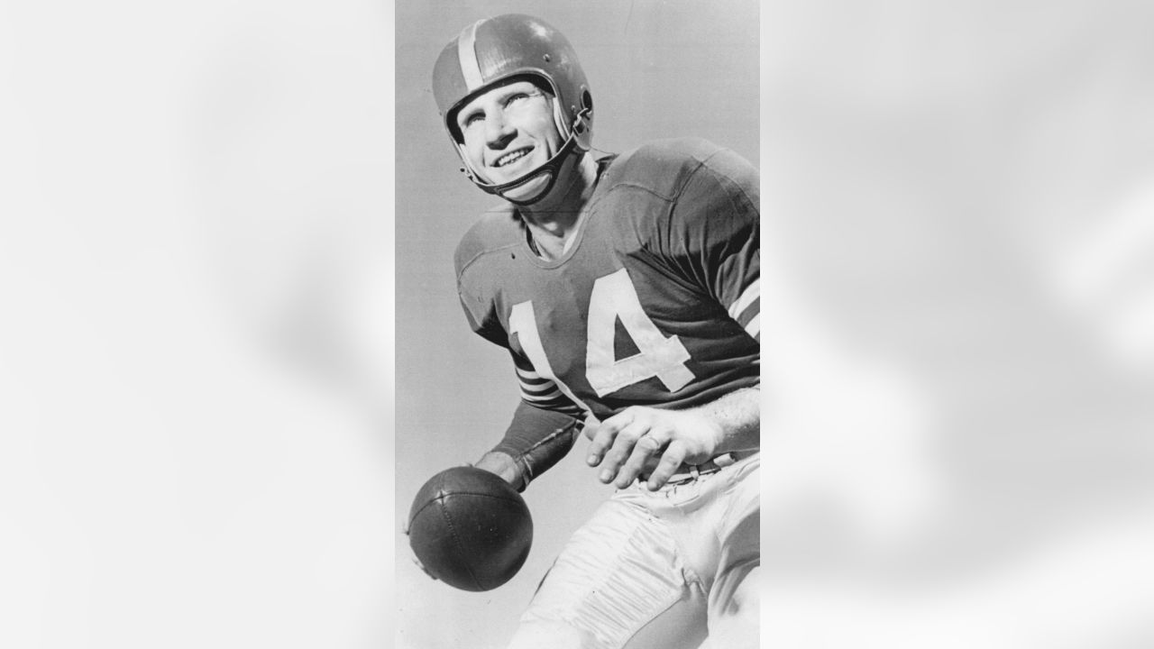 Portrait of San Francisco 49ers quarterback Y.A. Tittle in uniform