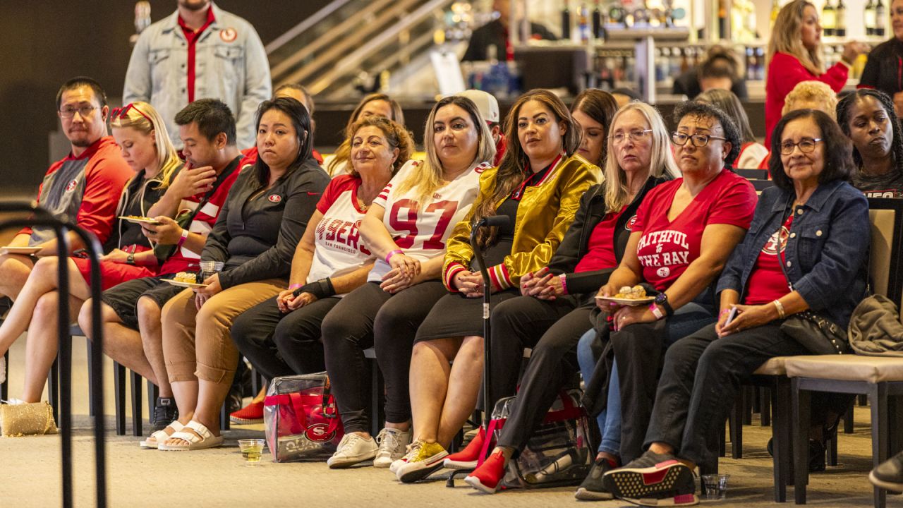 49ers Host 2023 Women of the Niners Insider Happy Hour