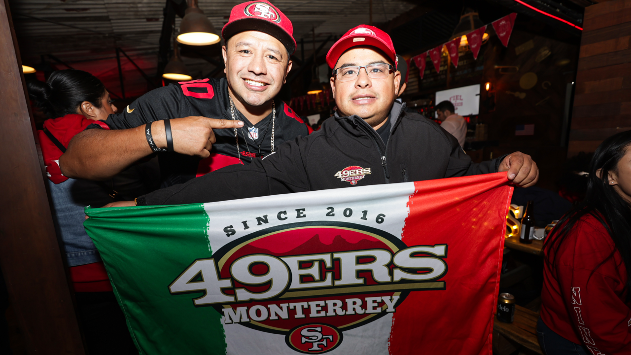 La Casa de los 49ers! Official home base for 49ers fans in México City.  Appearances by 49ers alumni, free giveaways, DJ and much more. This is  going on all weekend and the