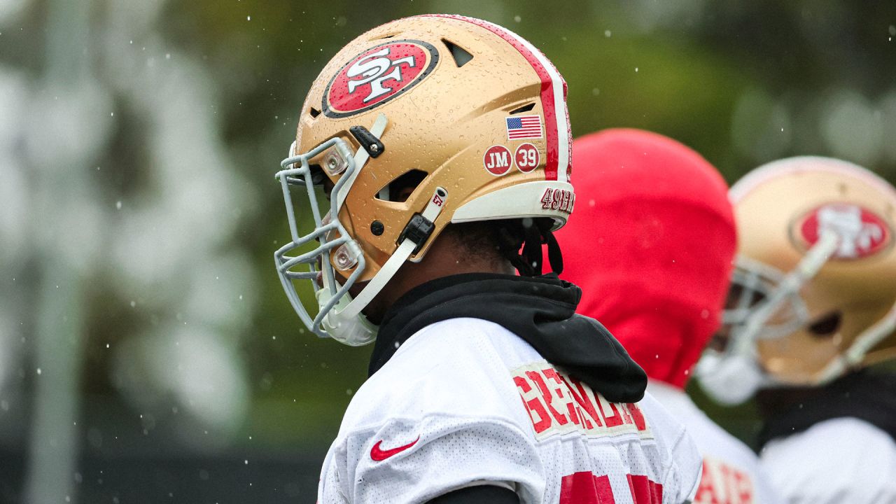 49ers Practice in the Rain Ahead of Super Wild Card Weekend vs. Seahawks