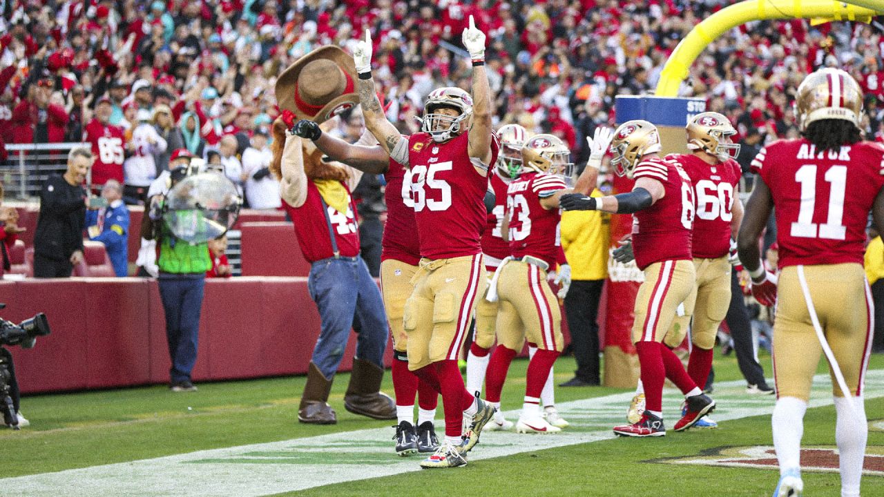 San Francisco 49ers on X: Storm's a brewin' in The Bay #TBvsSF   / X