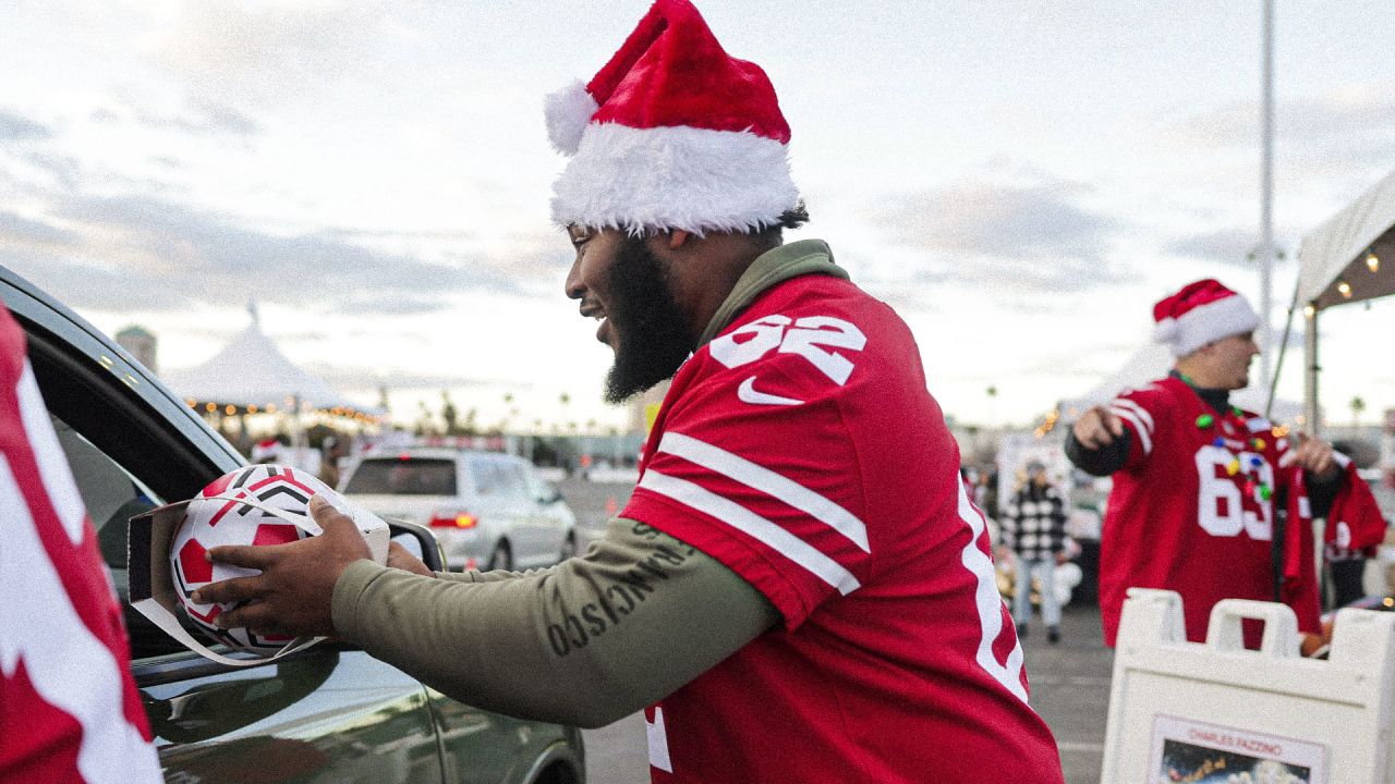 49ers Celebrate Holidays with 12 Days of Giving