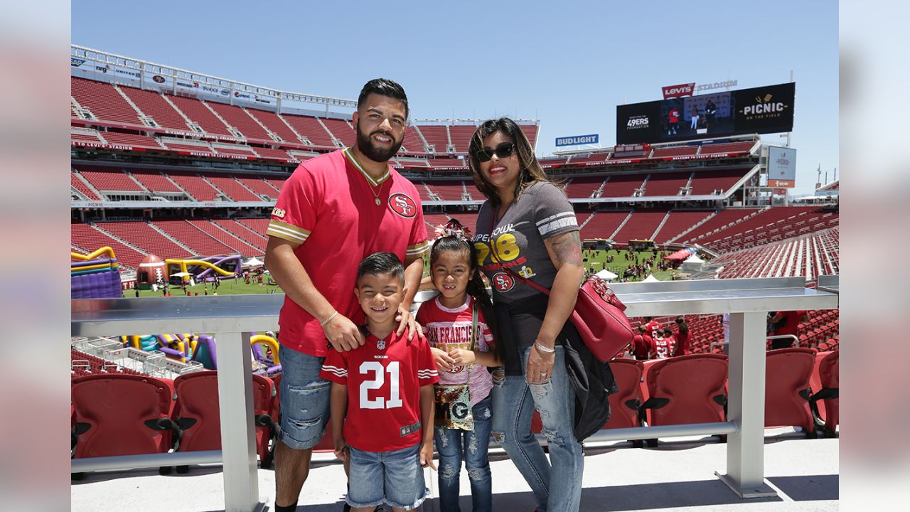 49ers Foundation Presents Picnic on the Field