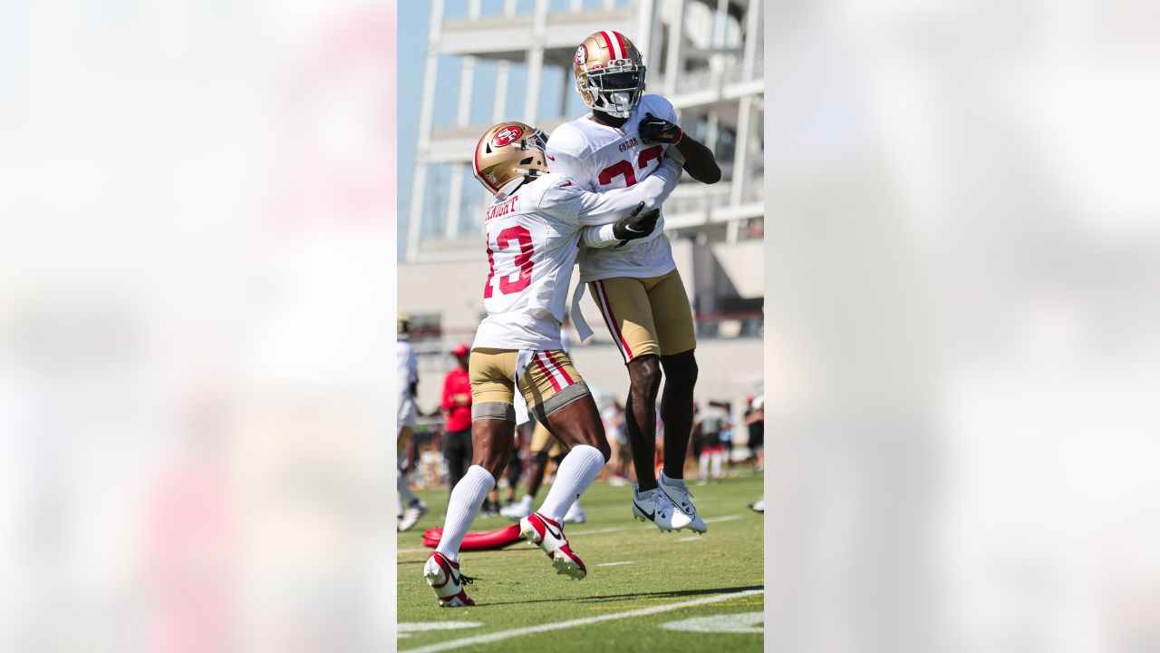 San Francisco 49ers' Alfredo Gutierrez takes part in drills during the NFL  team's football training camp in Santa Clara, Calif., Tuesday, Aug. 1,  2023. (AP Photo/Jeff Chiu Stock Photo - Alamy