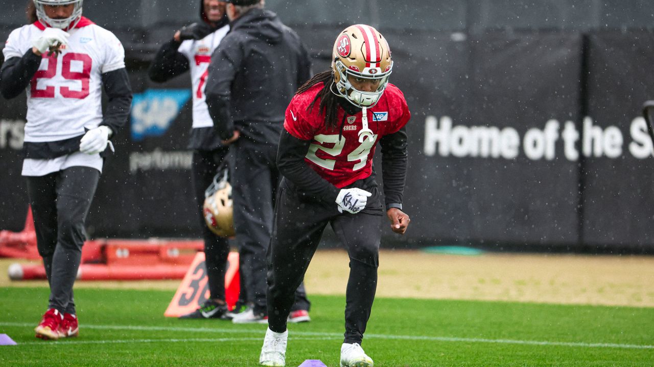 It's raining hard in SF bay area. 49ers faithful aren't so faithful when  it's wet out, A LOT of tickets available for a playoff game. : r/Seahawks