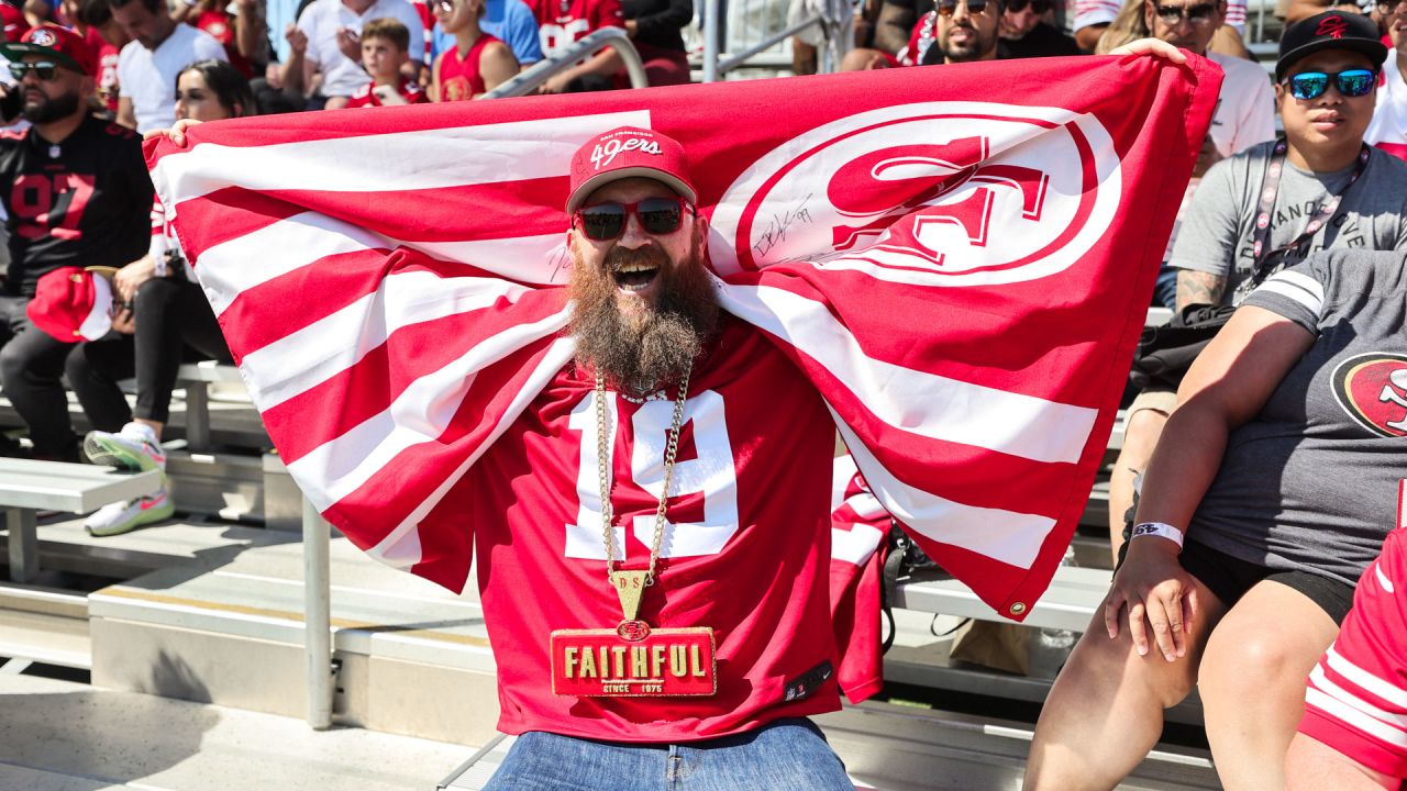 \ud83c\udfdf\ufe0f 49ers Faithful Bring the Energy to Training Camp