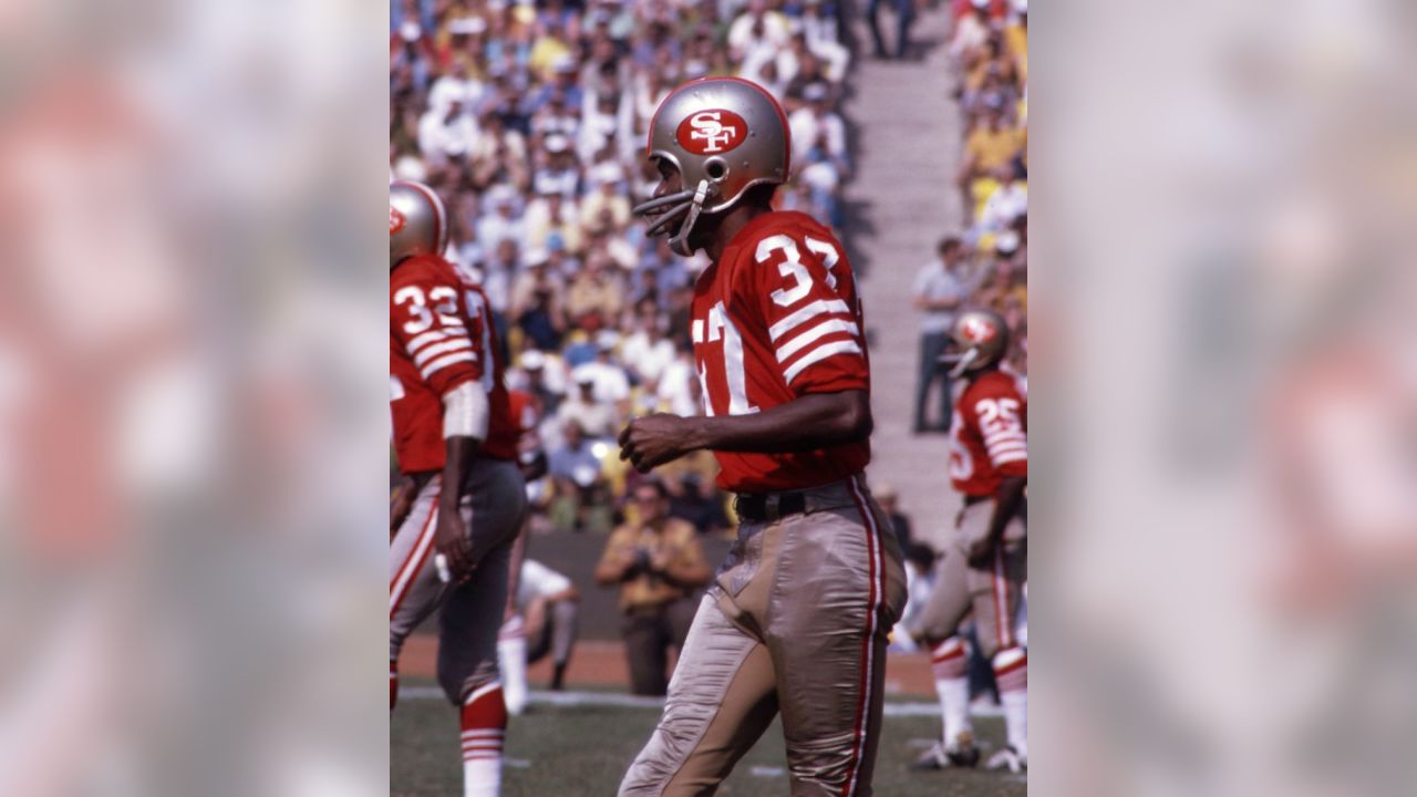 Joe Montana, Jerry Rice and Steve Young Named Best in NFL History to Wear  Their Numbers