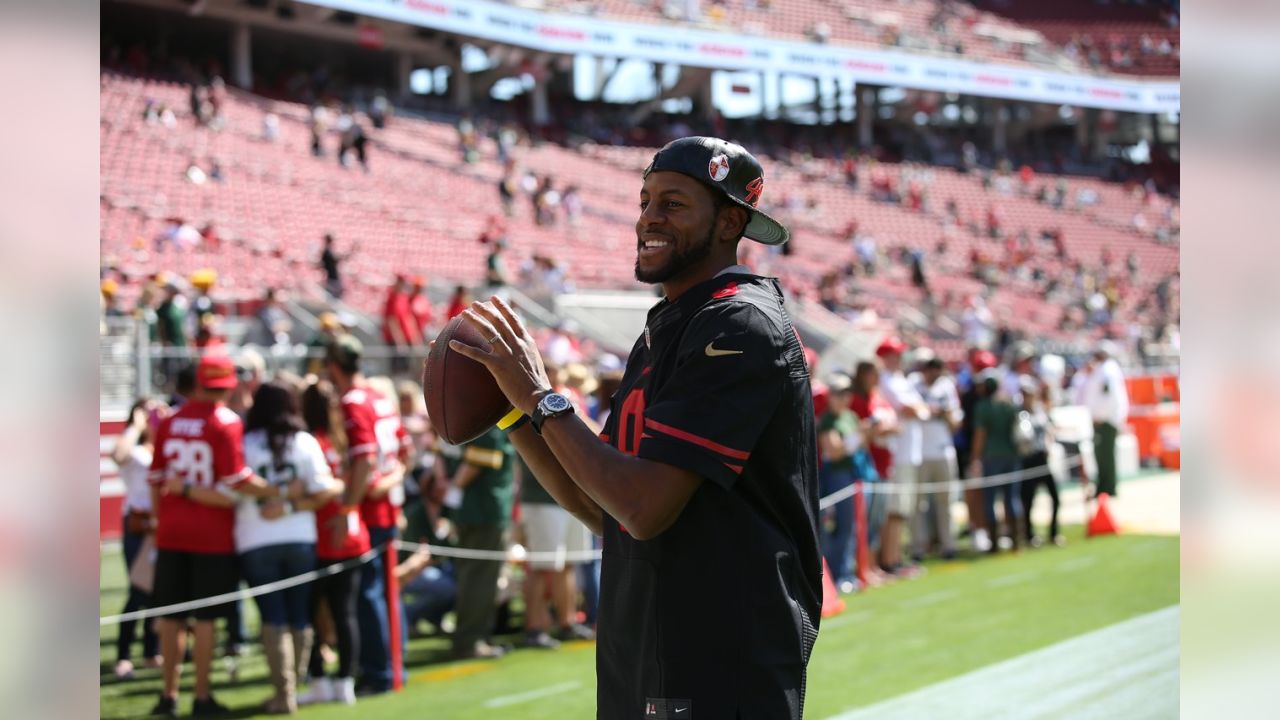 Warriors Attend 49ers Game in Alternate Uniforms